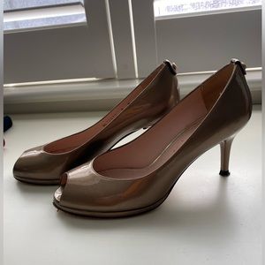 Gold bronze Stuart Weitzman heels